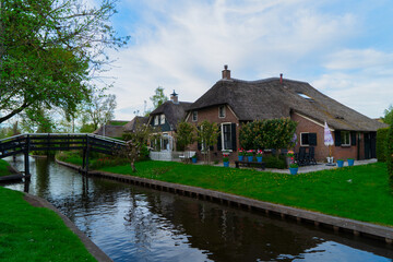 Obraz premium skyline of old town Giethoorn