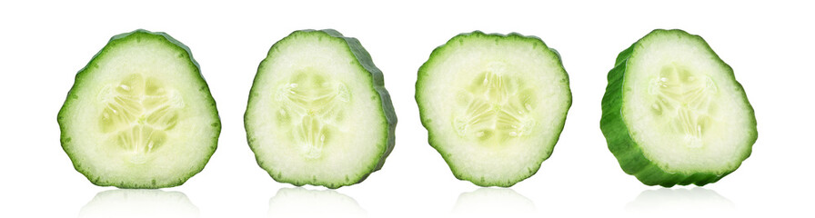 Naklejka premium Set of fresh cucumber slices close up