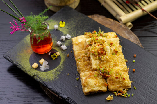 Pan-fried Changsha Stinky Tofu