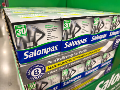 Salonpas Pain Relieving Gel Patch Boxes Display At Costco Warehouse Store Shelf