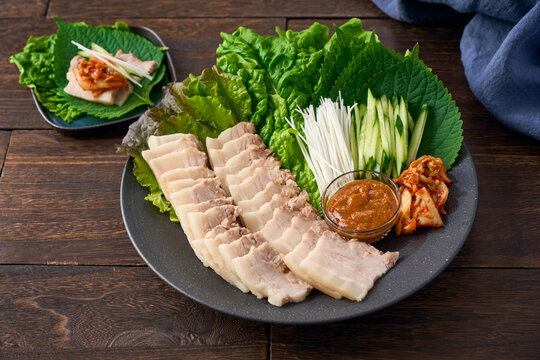 ポッサム 茹で豚と野菜の包み料理