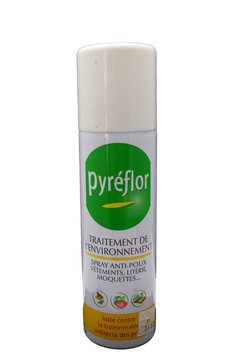 Flacon r&eacute;pulsif contre les poux de chez Pyreflor
