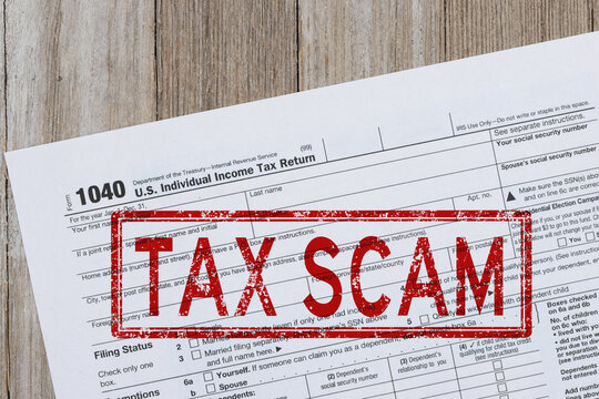 Tax scam warning on US 1040 tax form