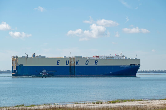 EUKOR's roll-on roll-off vehicles carrier Morning Cecilie sails into Charleston Harbor, SC, USA on March 09, 2026.