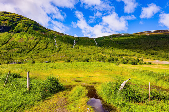 Picturesque mountains