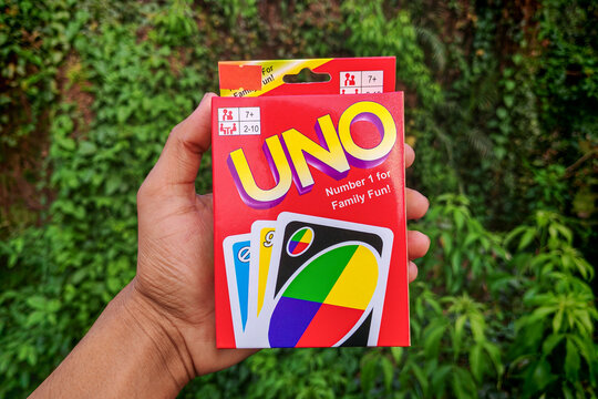 Classic Uno Card Game Packet 