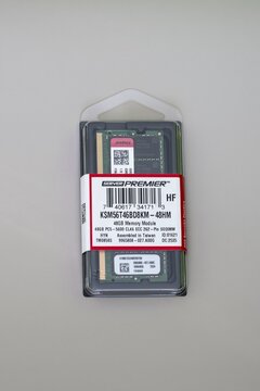 DDR5 ECC RAM Memory Module in Retail Packaging for AI and data centers. High-performance 48GB DDR5 ECC SODIMM memory module in branded retail packaging, ideal for server and workstation applications.