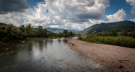 Obraz premium lake in the mountains