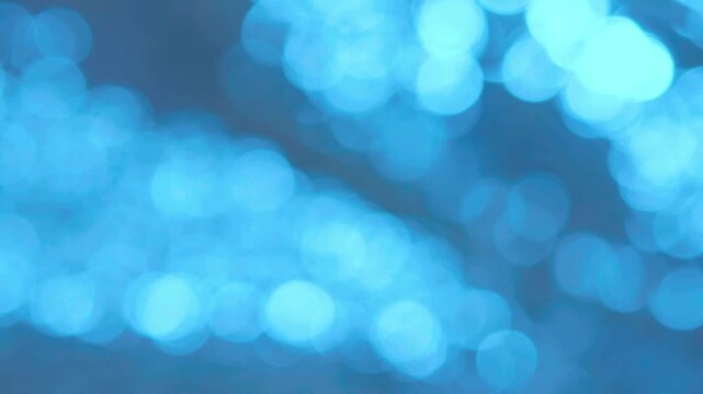 水面と玉ボケの輝き