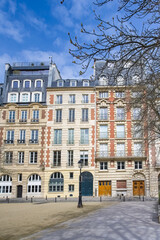 Fototapeta premium Paris, place Dauphine, beautiful place and public square, ancient buildings 