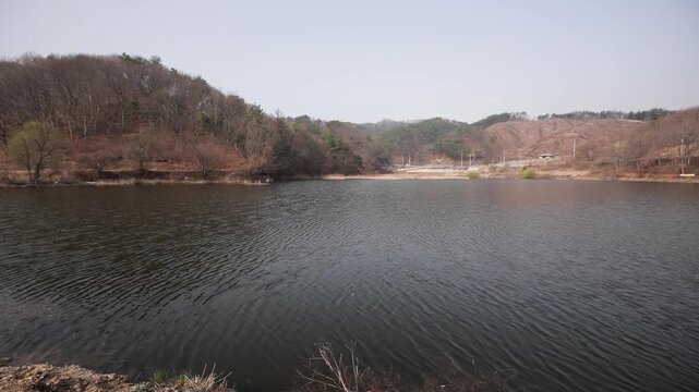 강풍경카메라이동(산+강+하늘+흐르는물)