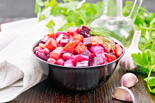 Salad of beetroot and green pea on board