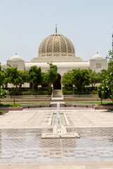Naklejka premium Sultan Qaboos Grand Mosque Main Entrance Muscat