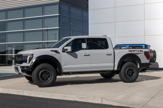 Ford F-150 Raptor 4X4 Supercrew truck at a dealership. Ford offers the F150 with a 3.5L EcoBoost High Output engine. MY:2026