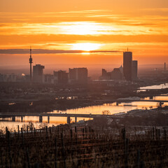 Fototapeta premium Sunrise over Vienna