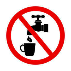 znak zakazujący picia wody z kranu © robert6666