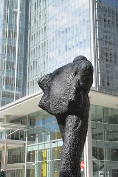 Civic Precinct Art & Architecture, featuring Oscar Nemon&rsquo;s bronze of Sir Churchill (facing Chestnut St) and the Ontario Court of Justice designed by Renzo Piano, located at 10 Armoury Street, Toronto