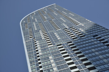 Obraz premium skyward view of The L Tower, a 58-storey residential skyscraper designed by Daniel Libeskind, located at 8 The Esplanade (at Yonge St and Front St) in Toronto