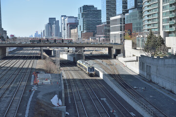 Obraz premium looking west over the Union Station Rail Corridor from top of Blue Jays Way bridge, Toronto