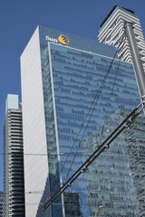 Naklejka premium Sun Life Financial building or One York Street, Toronto