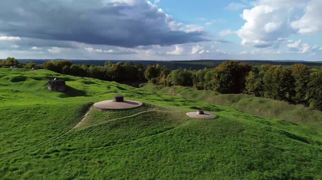 Vue a&eacute;rienne du Fort de Douaumont, champ de bataille de Verdun, France
