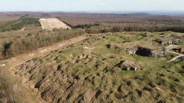 Vue a&eacute;rienne du Fort de Douaumont, champ de bataille de Verdun, France
