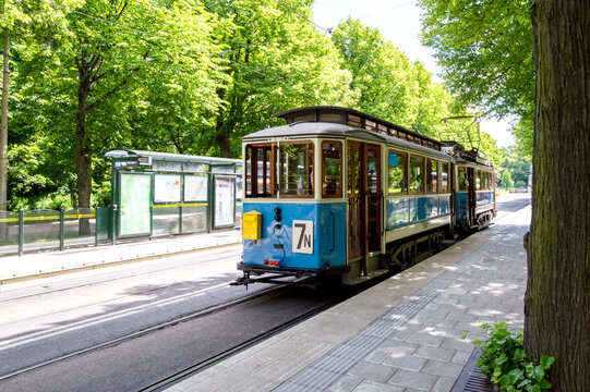 Djurg&aring;rdslinie, historische Strassenbahn, mit Briefkasten, Stockholm, Schweden 