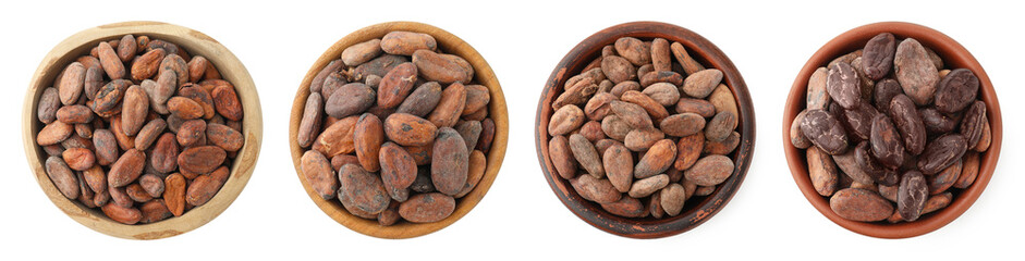 Obraz premium Cocoa beans in bowls isolated on white, set. Top view