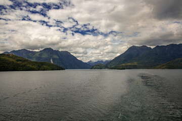 フィヨルドランド国立公園