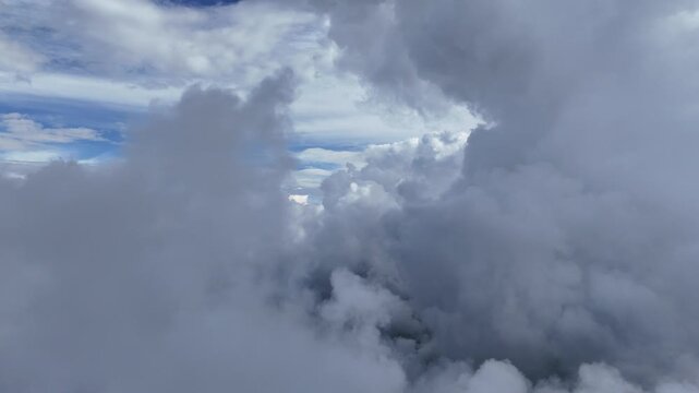 Entre las nubes