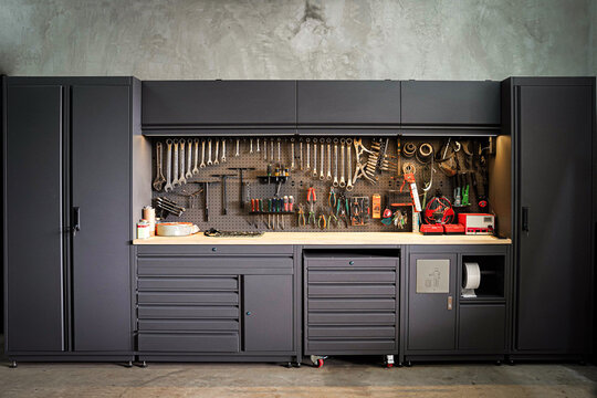 Professional Modern Garage Workshop Tool Organizer System with Workbench and Pegboard