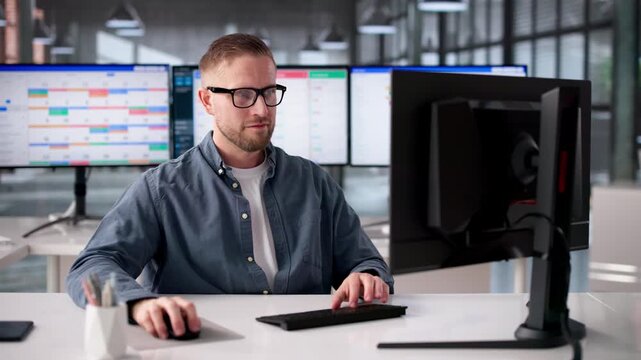 Software Developer Carefully Plans Agile Workflow Using Gantt Chart