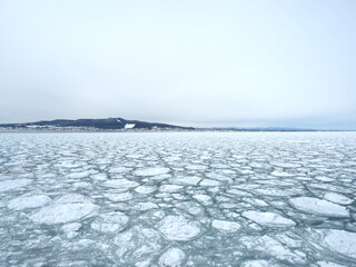 オホーツク海の海を流氷（紋別） © tawa--mana