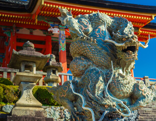 Fototapeta premium At Kiyomizu-dera (Kyoto, Japan)