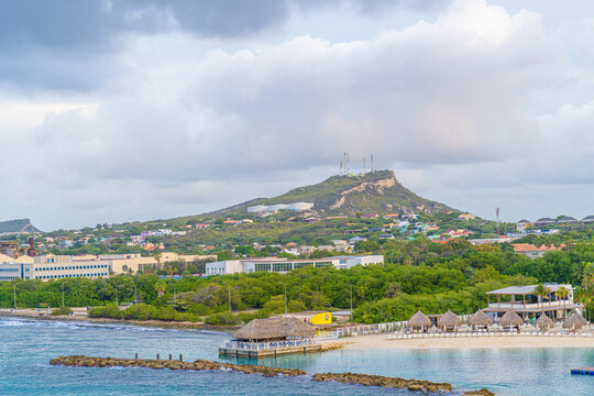 Willemstad curacao city cruise port view
