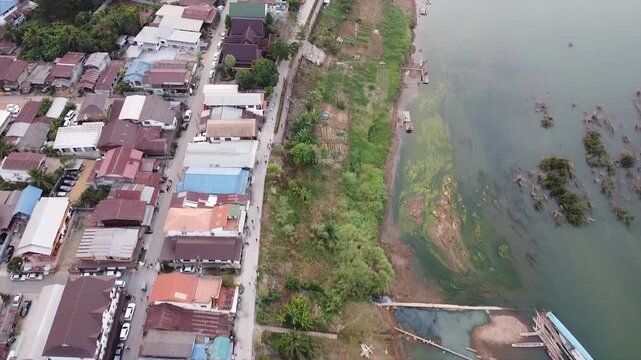 タイ・ルーイ県のチェンカーンから眺めるメコン川とラオスの空撮　Drone Shooting at Mekong River in Thailand & Lao　เชียงคาน 