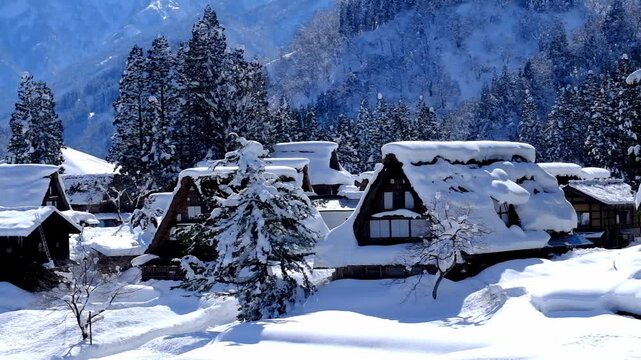 冬の雪景色合掌造り集落の五箇山