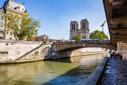 notre dame de paris