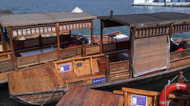 Hangzhou West Lake rowing boat Majiawan dock