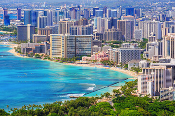 Skyline of Honolulu, Hawaii and the surrounding area including the hotels and buildings on Waikiki Beach © SCStock