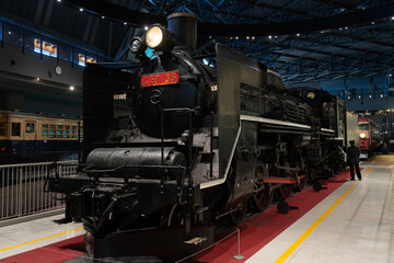 C57形蒸気機関車 © Chiho Oki