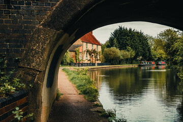 bridge over the river, grand union canal