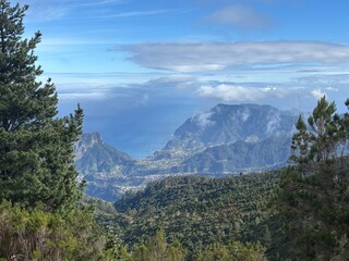 Obraz premium mountains and clouds