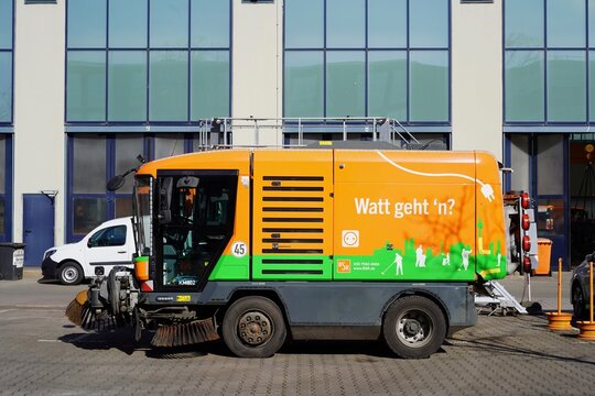 Elektrische Kehrfahrzeug der Berliner Stadtreinigung (BSR), Berlin, 13.03.2026