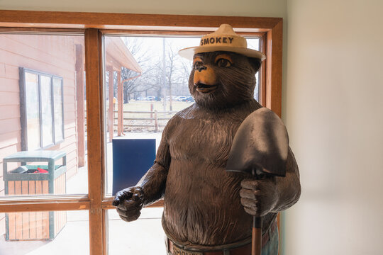 Smokey Bear Vintage Statue at Burr Oak Woods Conservation Area. Blue Springs, Missouri, March 2025