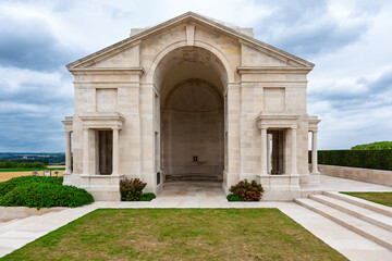 Obraz premium Australian National Memorial near Villers-Bretonneux, France. Southern entrance pavilion to the cemetery of Australian military personnel killed on the Western Front during World war One.