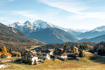 Sanftes Herbstlicht in den Bergen  © Martin