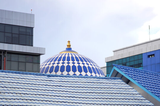 mosque dome
