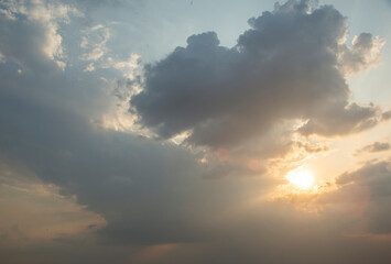 Obraz premium Beautiful clouds with blue sky background. Nature weather