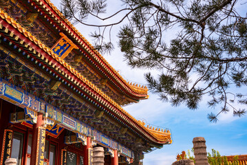 Obraz premium Summer Palace in Beijing, China. Traditional Chinese architecture